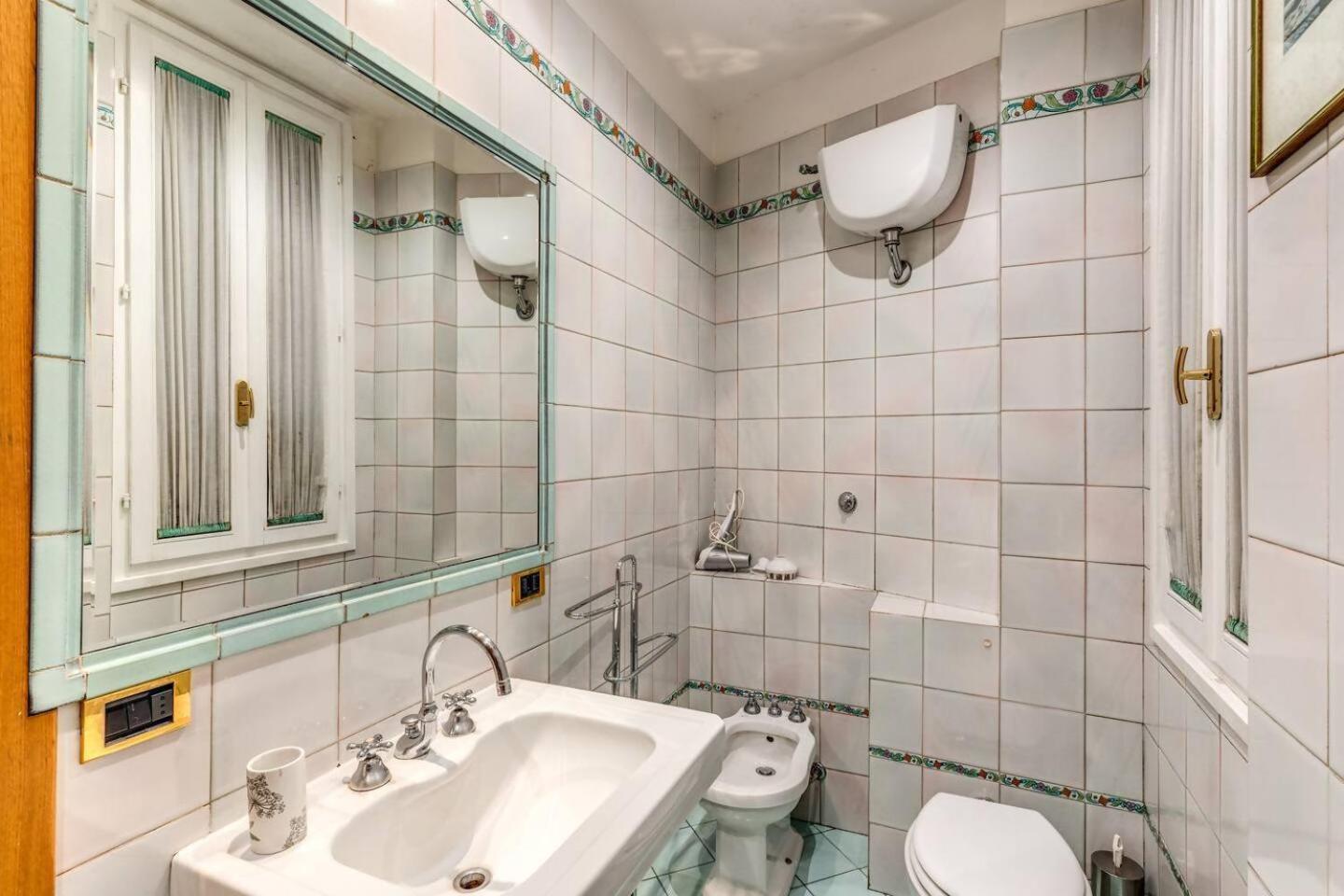 Cozy Flat In Trevi Fountain Apartment Rome Exterior photo