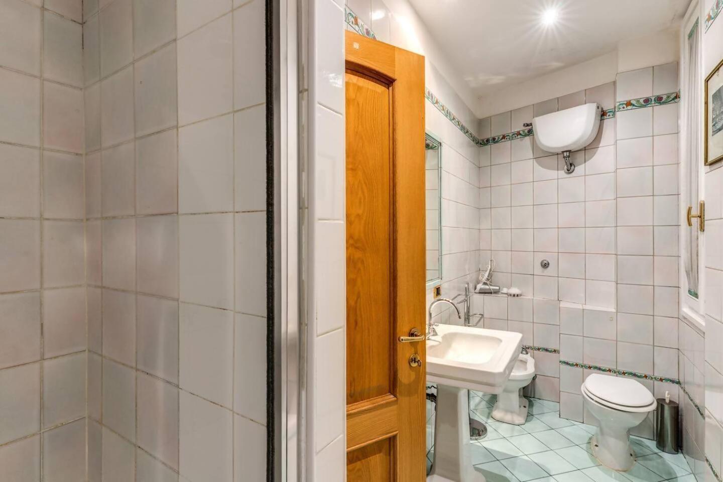 Cozy Flat In Trevi Fountain Apartment Rome Exterior photo
