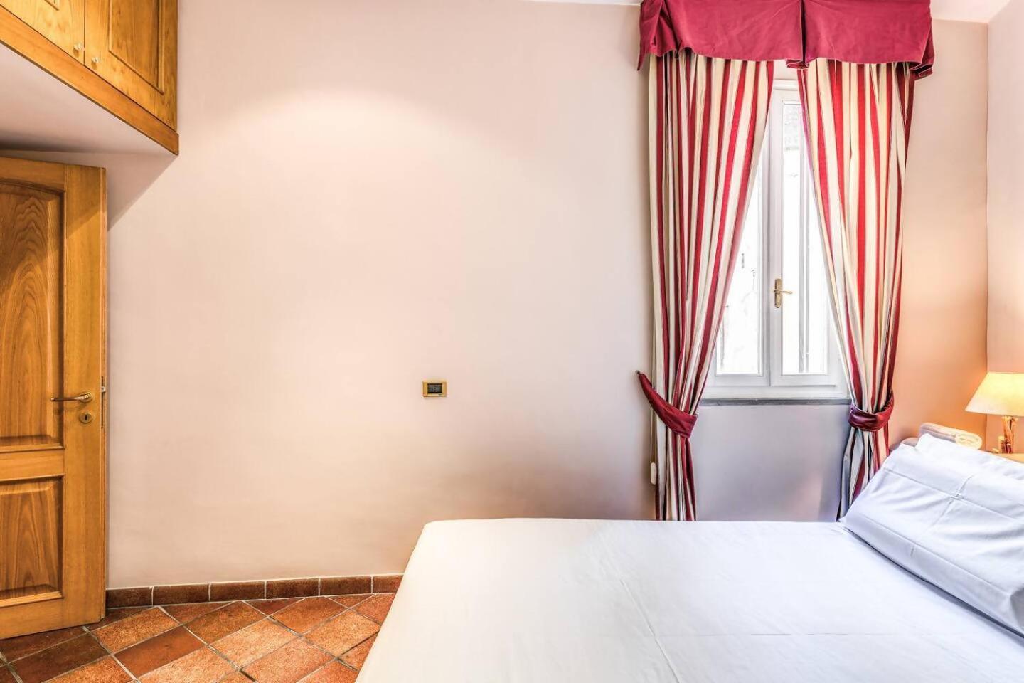 Cozy Flat In Trevi Fountain Apartment Rome Exterior photo